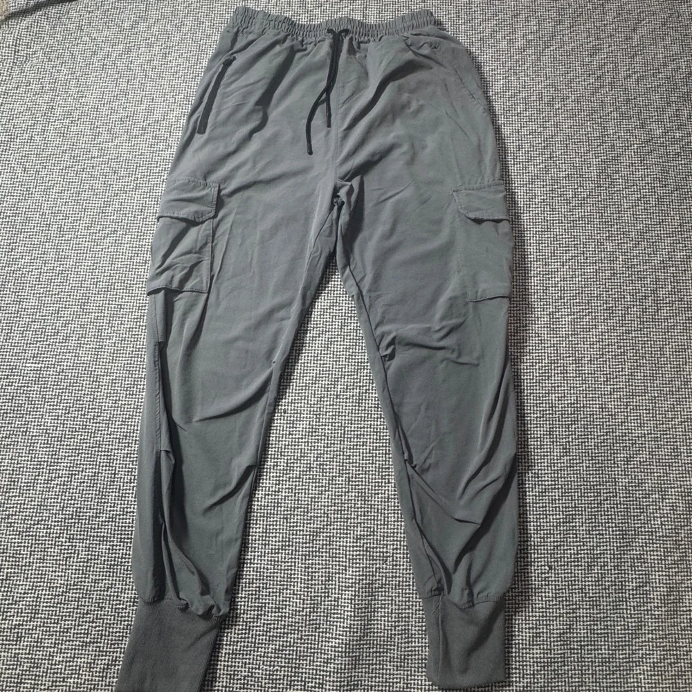Surenow Sports Mens Gray Cargo Jogger Pants Lightweight Tactical Techwear Large
